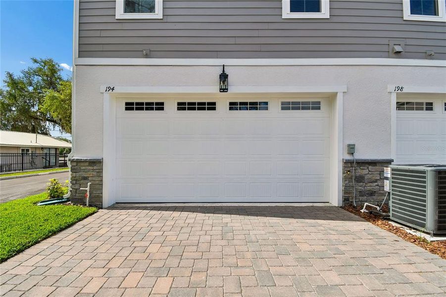 Exterior details and patio area of a home in Townes at Northlake, Oviedo (Image 3).