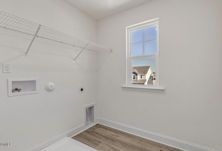 Large laundry room Large laundry room