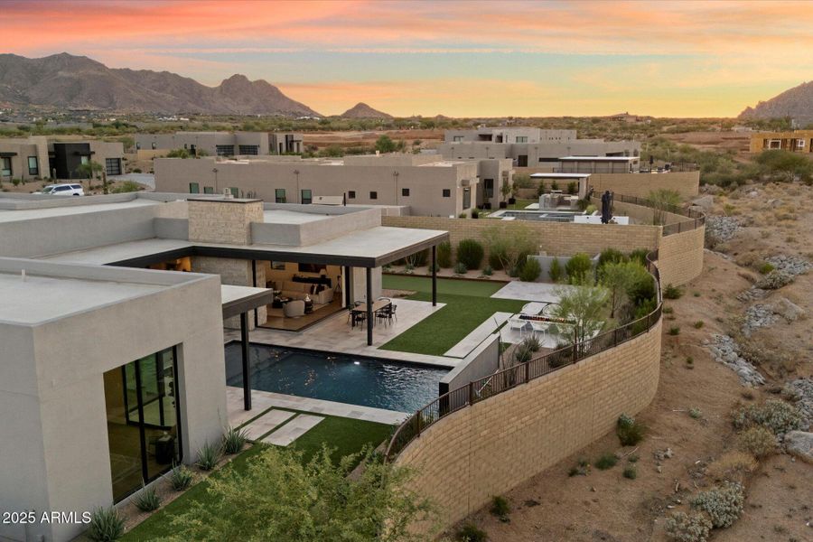 Exclusive Storyrock Community