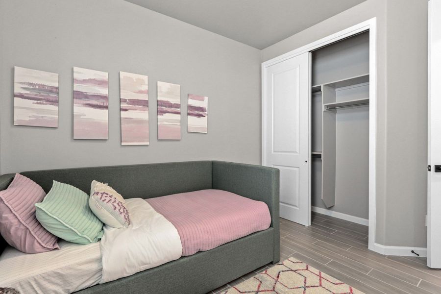 Representative furnished interior of a home built from the Pershing by Hakes Brothers in Paseo Del Este, El Paso (Image 34).