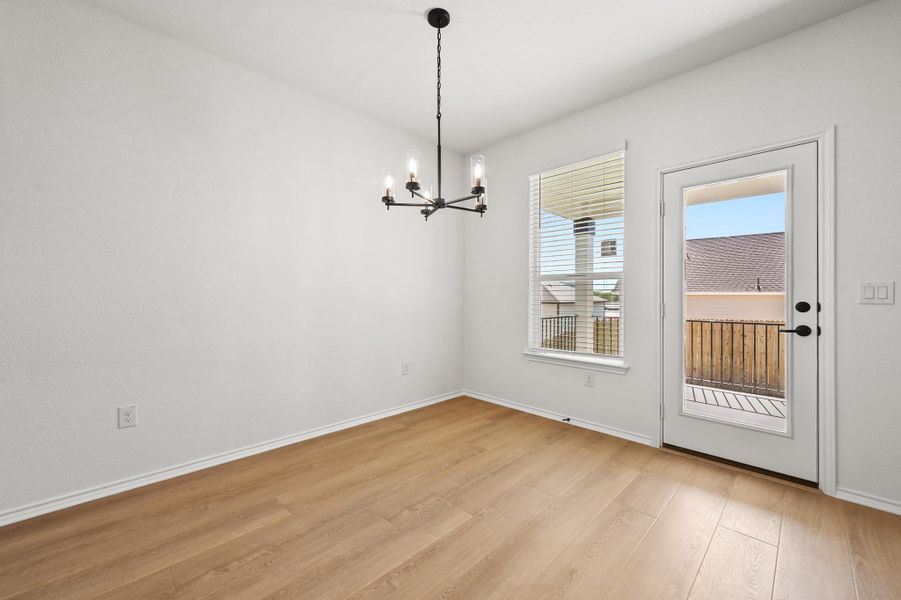Spacious, unfurnished interior of a new home in Creekside at Estancia, Austin (Image 13). Spacious, unfurnished interior of a new home in Creekside at Estancia, Austin (Image 13).