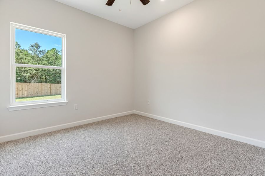 Representative unfurnished interior of a home built from the Elizabeth by CJL Homes in McCarthy Estates, Defuniak Springs (Image 42).