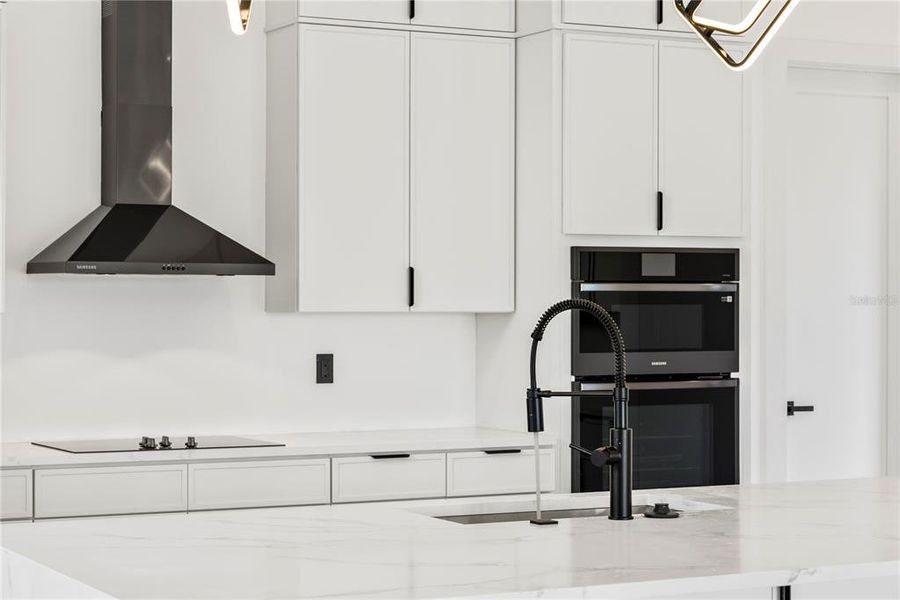 Furnished interior view inside a new home in , Lake Alfred (Image 3).