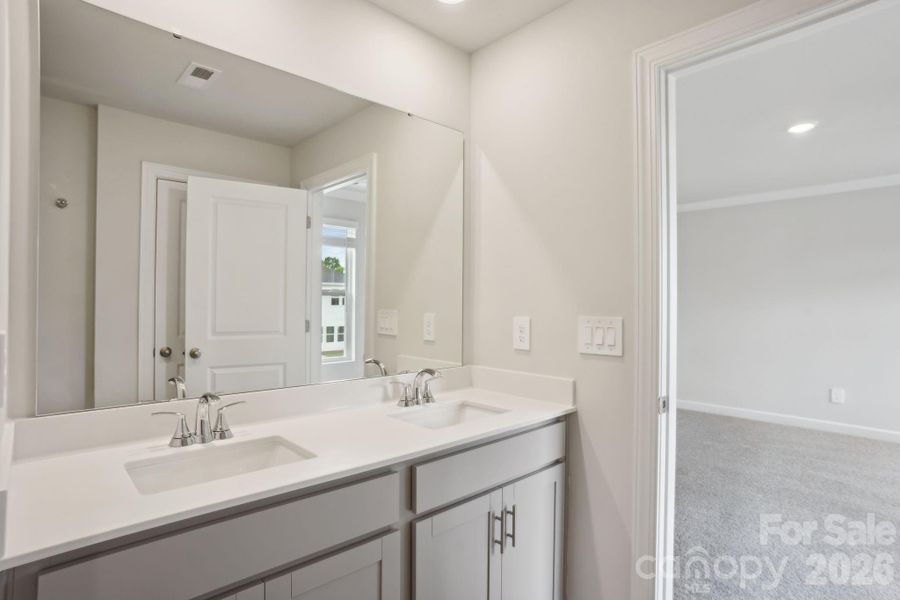 Photo is not of the actual home, but is an inspirational photo of builder’s model home and may depict options, furnishings, and/or decorator features that are not included Photo is not of the actual home, but is an inspirational photo of builder’s model home and may depict options, furnishings, and/or decorator features that are not included