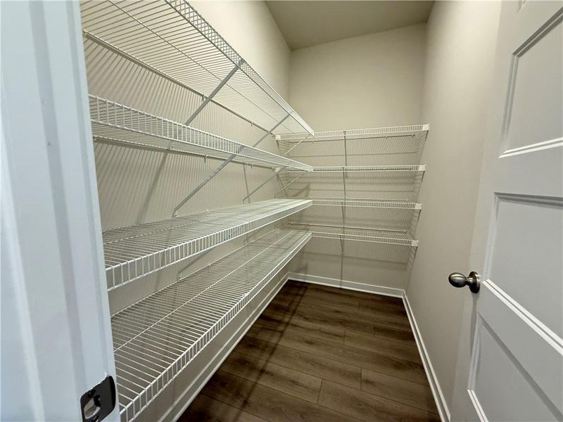 Spacious, unfurnished interior of a new home in Ponderosa Farms Manor, Gainesville (Image 32).