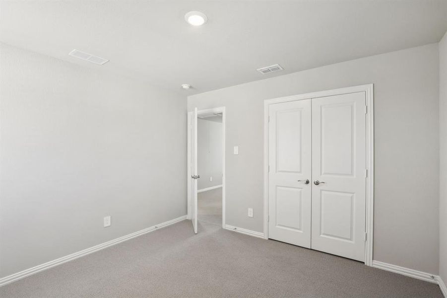 Spacious, unfurnished interior of a new home in Simpson Crossing - Spring Series, McKinney (Image 21).