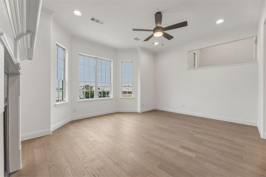 Spacious, unfurnished interior of a new home in , Lewisville (Image 35).