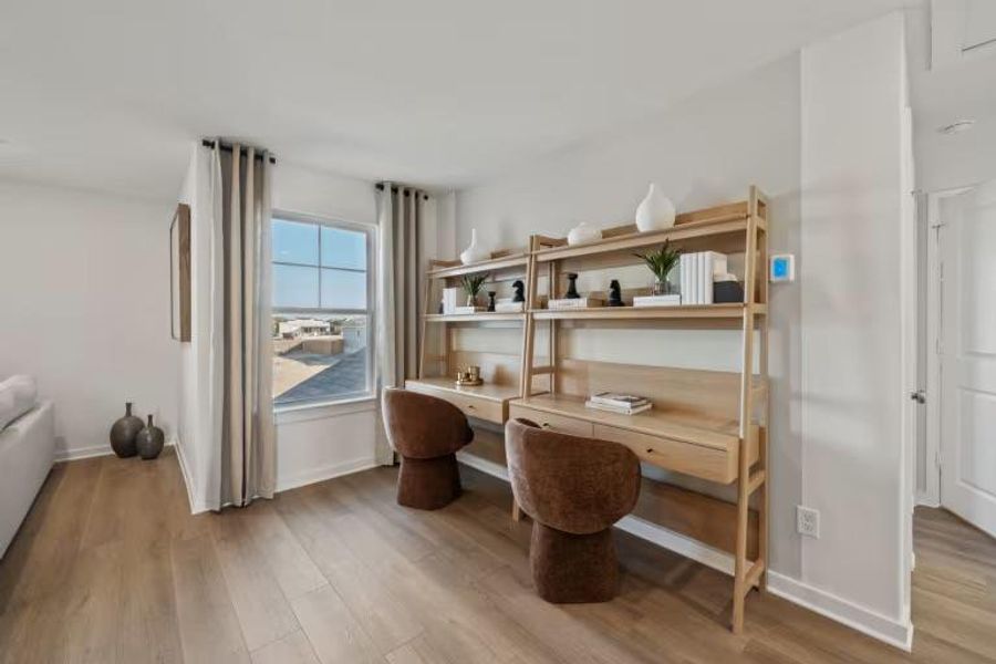 Photo of Centex model home with same floor plan, not of actual home listed. Photo of Centex model home with same floor plan, not of actual home listed.