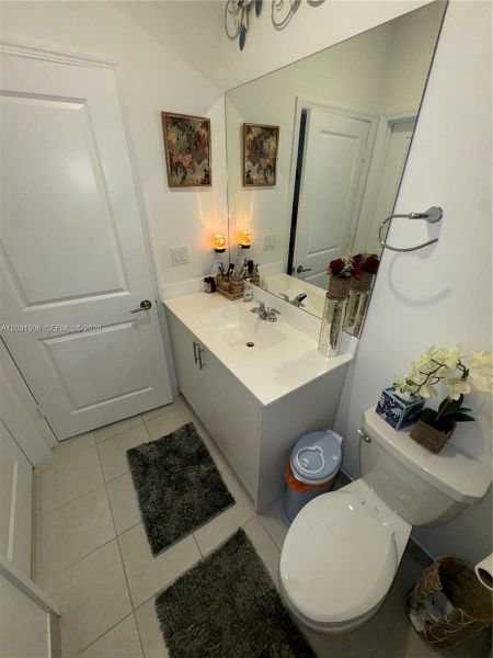 Furnished interior view inside a new home in , Homestead (Image 37).