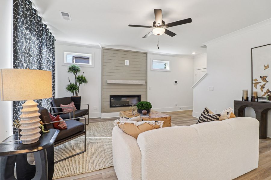 Representative furnished interior of a home built from the Bentcreek II by Great Southern Homes in Shiloh Trail, Wellford (Image 9).