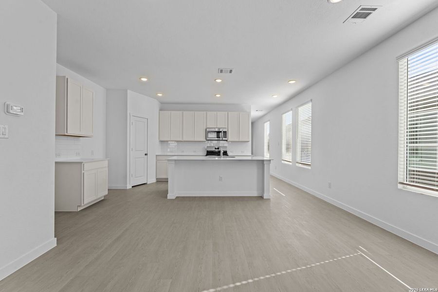 Spacious, unfurnished interior of a new home in Grace Valley, Marion (Image 14).