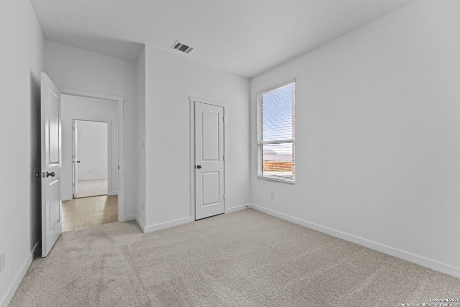 Spacious, unfurnished interior of a new home in , New Braunfels (Image 18).