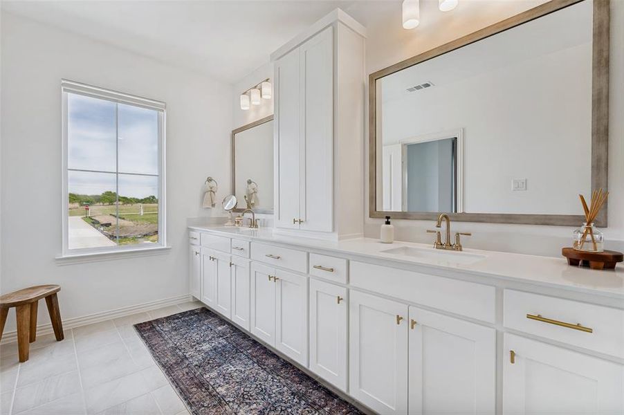 Furnished interior view inside a new home in Painted Tree - Woodland District, McKinney (Image 16).
