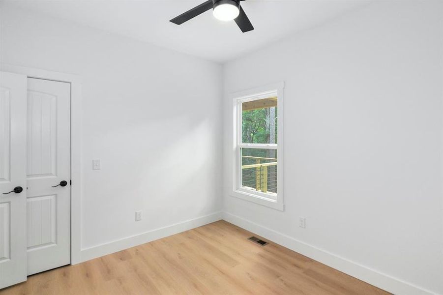 Spacious, unfurnished interior of a new home in , Ellijay (Image 15).