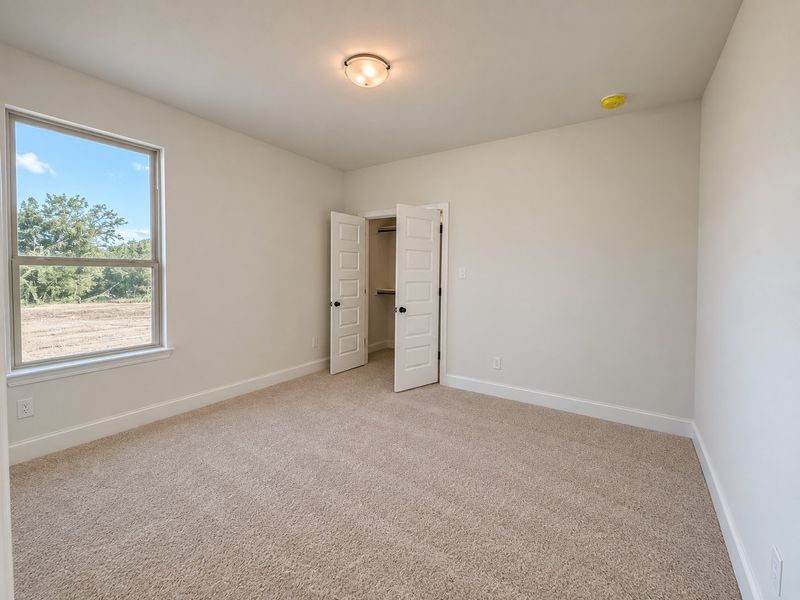 Spacious, unfurnished interior of a new home in Terra Vista Estates, Springtown (Image 19).