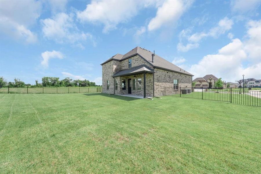 Community amenities in Heath Golf and Yacht, Heath (Image 38).