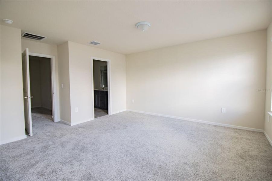 Spacious, unfurnished interior of a new home in , Kissimmee (Image 11). Spacious, unfurnished interior of a new home in , Kissimmee (Image 11).