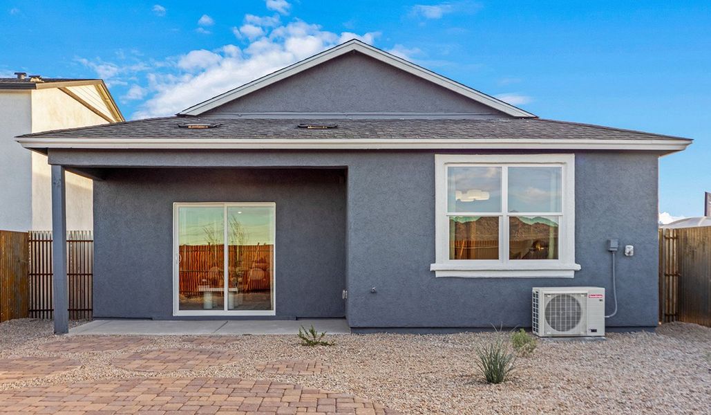 Exterior details and patio area of a home in Redford Estates, Tucson (Image 3).