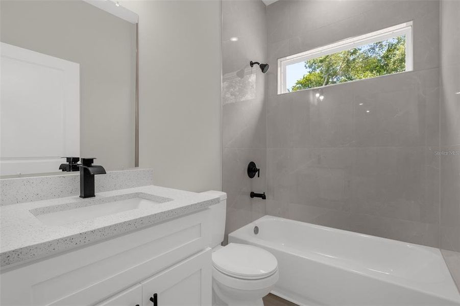 Furnished interior view inside a new home in , Ocala (Image 10).
