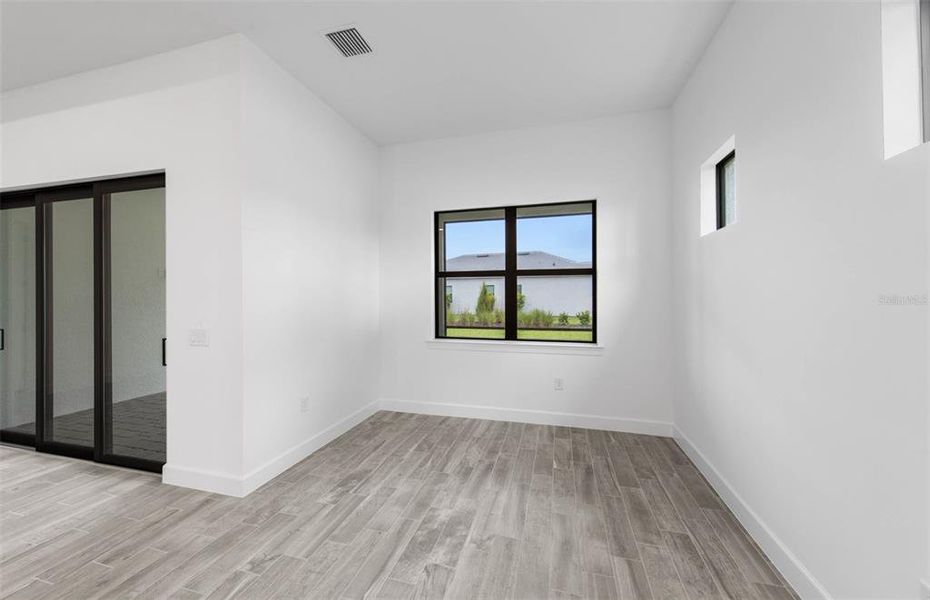 Spacious, unfurnished interior of a new home in Del Webb Catalina, Lakewood Ranch (Image 26). Spacious, unfurnished interior of a new home in Del Webb Catalina, Lakewood Ranch (Image 26).