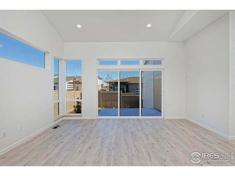 SLiding Glass Door to outdoor space