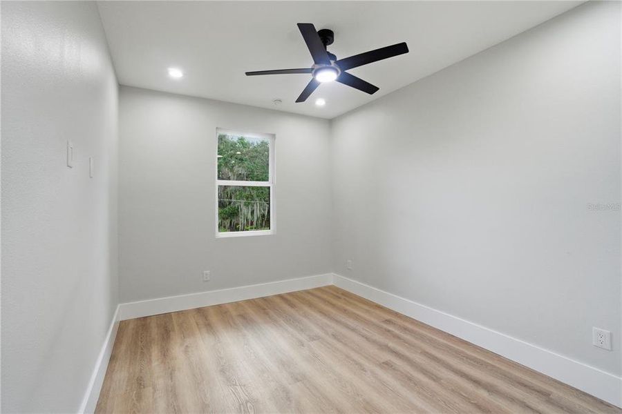 Spacious, unfurnished interior of a new home in , Belle Isle (Image 28).