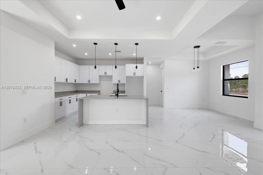 Spacious, unfurnished interior of a new home in , Lehigh Acres (Image 27).