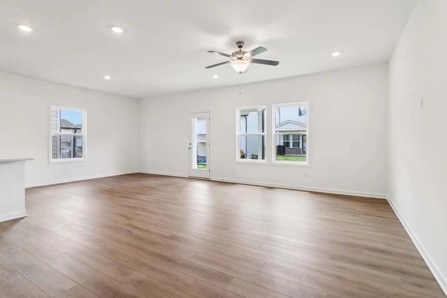 Sample Photo: Family Room