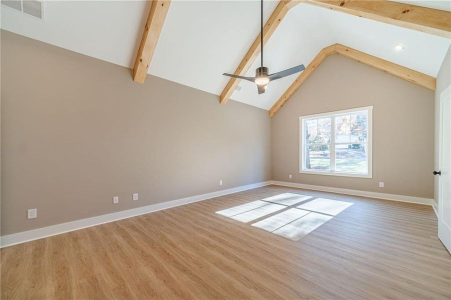 Spacious, unfurnished interior of a new home in , Monroe (Image 53).