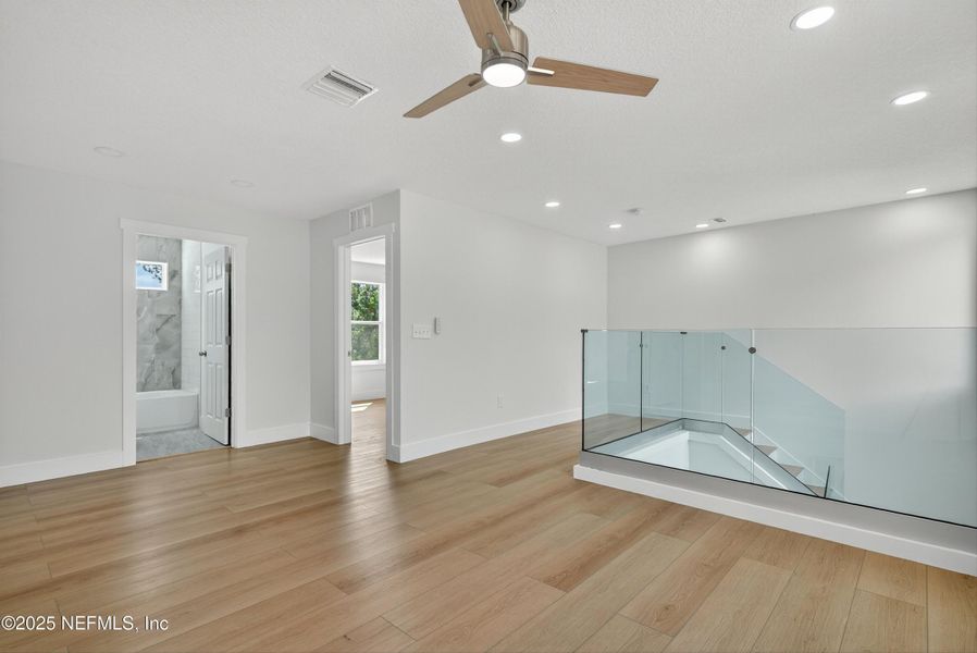 Spacious, unfurnished interior of a new home in , Jacksonville (Image 46).