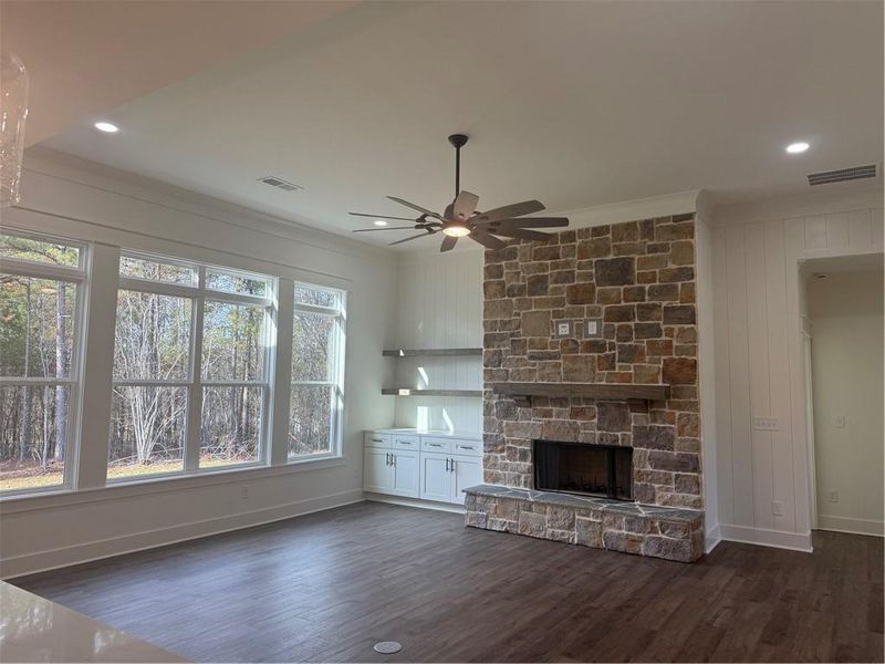 Spacious, unfurnished interior of a new home in , Waleska (Image 20). Spacious, unfurnished interior of a new home in , Waleska (Image 20).