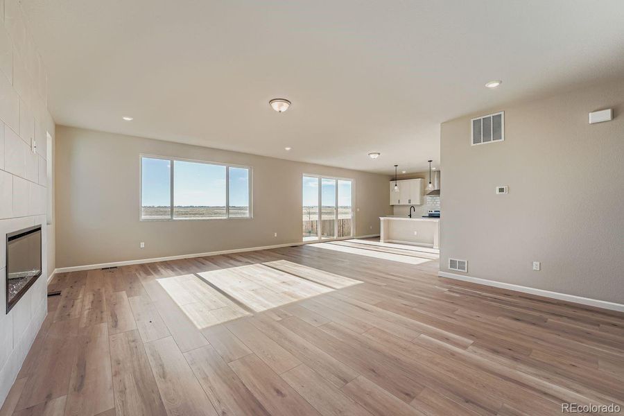 Spacious, unfurnished interior of a new home in Wolf Creek Run, Strasburg (Image 14). Spacious, unfurnished interior of a new home in Wolf Creek Run, Strasburg (Image 14).