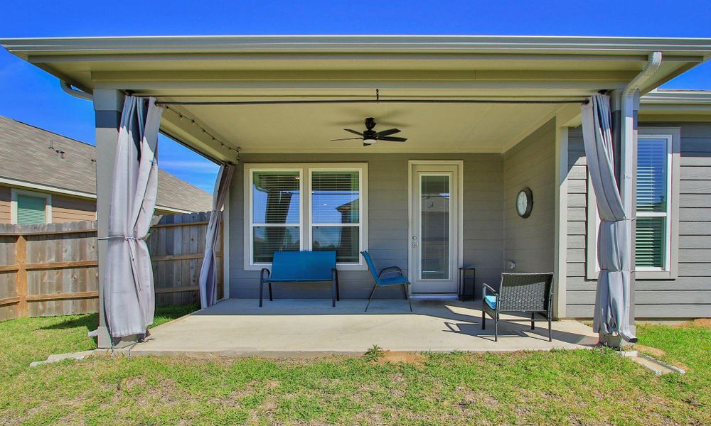 Exterior details and patio area of a home in , Magnolia (Image 4).