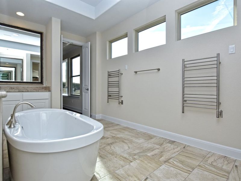 Image 139 representing the Coronado I by Giddens Homes in Clearwater Ranch, Liberty Hill, TX.