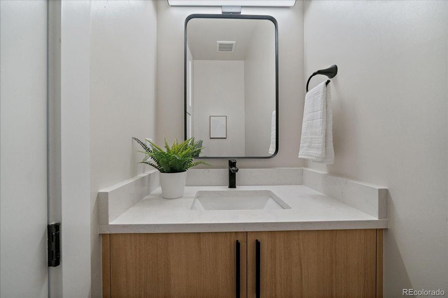 Image 27 of a home in .