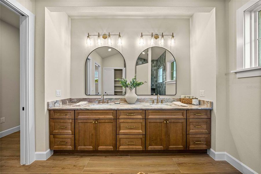 Furnished interior view inside a new home in , Ocala (Image 8).