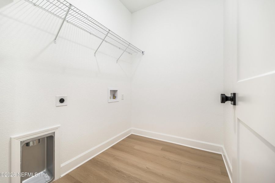 Spacious, unfurnished interior of a new home in , Keystone Heights (Image 21).