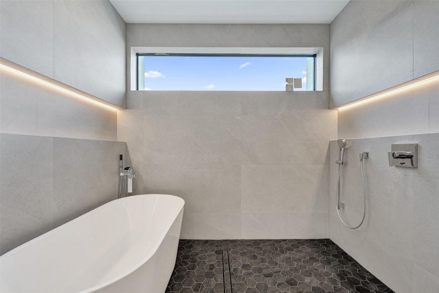 Furnished interior view inside a new home in , Fort Lauderdale (Image 7). Furnished interior view inside a new home in , Fort Lauderdale (Image 7).