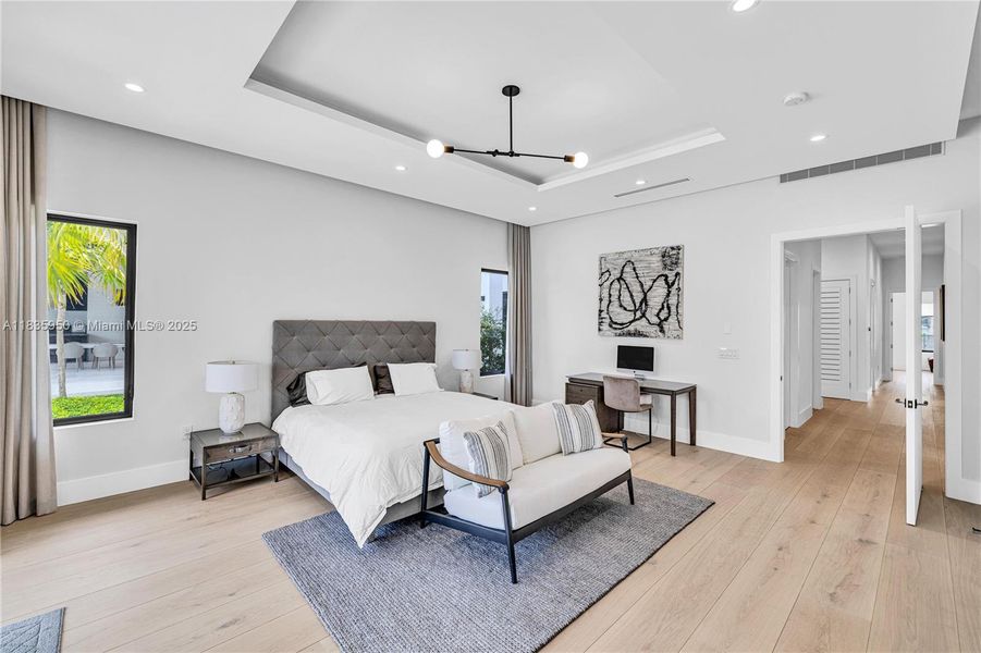 Furnished interior view inside a new home in , Pinecrest (Image 8).