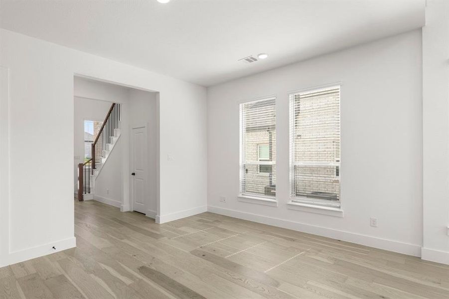 Spacious, unfurnished interior of a new home in The Villages of Hurricane Creek, Anna (Image 16).