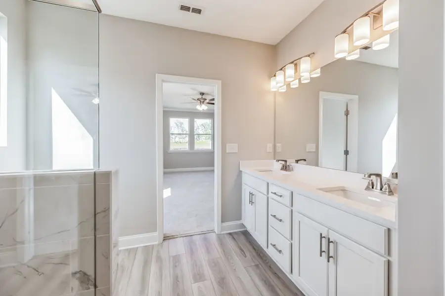 Representative furnished interior of a home built from the The Madison by UnionMain Homes in Pickens Bluff, Hiram (Image 5). Representative furnished interior of a home built from the The Madison by UnionMain Homes in Pickens Bluff, Hiram (Image 5).