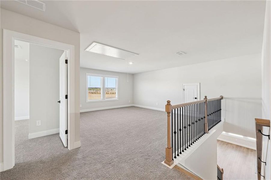 Spacious, unfurnished interior of a new home in River Pointe, Monroe (Image 45).