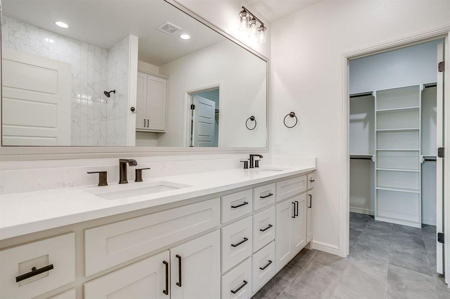 Furnished interior view inside a new home in , Granbury (Image 8). Furnished interior view inside a new home in , Granbury (Image 8).