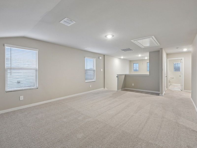 Spacious, unfurnished interior of a new home in Parks at Foster Crossing - Spring Series, Anna (Image 14). Spacious, unfurnished interior of a new home in Parks at Foster Crossing - Spring Series, Anna (Image 14).