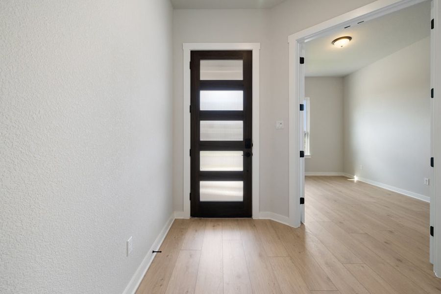 Spacious, unfurnished interior of a new home in Arbor Collection At Wolf Ranch, Georgetown (Image 14).