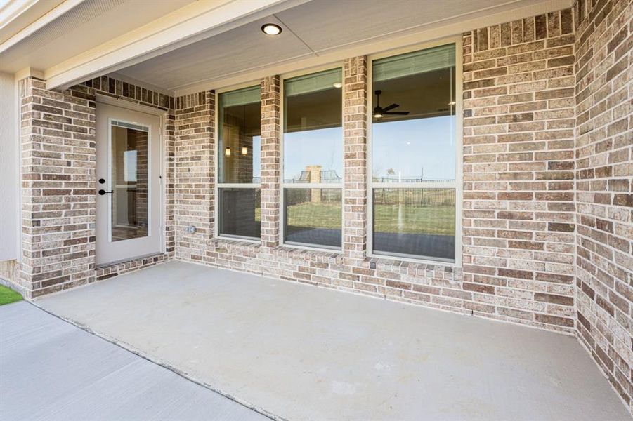 Exterior details and patio area of a home in Timberbrook, Justin (Image 3).