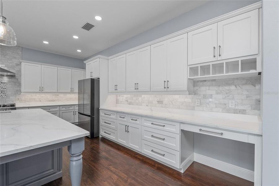 Furnished interior view inside a new home in , Tampa (Image 12).