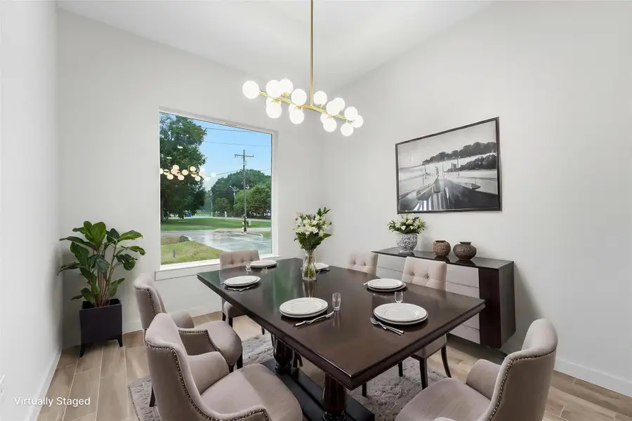 Furnished interior view inside a new home in , Conroe (Image 12).