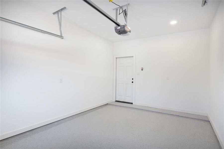 Spacious, unfurnished interior of a new home in , Mabank (Image 23).
