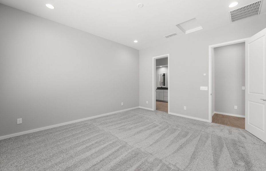 Spacious, unfurnished interior of a new home in Harvest - Enchantment Series, Queen Creek (Image 27). Spacious, unfurnished interior of a new home in Harvest - Enchantment Series, Queen Creek (Image 27).